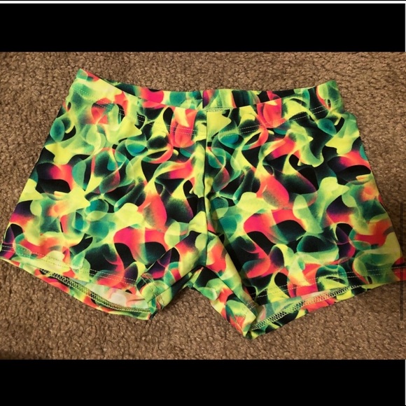 Active Wear Set - Picture 5 of 7